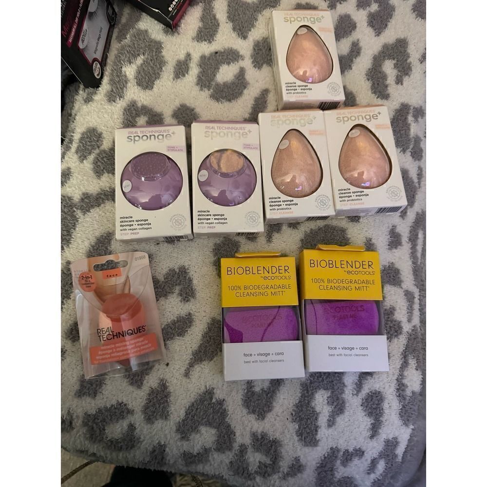 Beauty/makeup skincare real techniques blender sponges